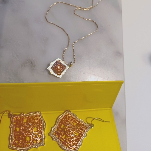 Kendra Scott bold bronze and gold earrings and necklace set - Picture 6 of 6